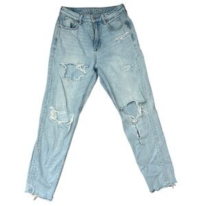 American Eagle Outfitters Mom Jean Size 2